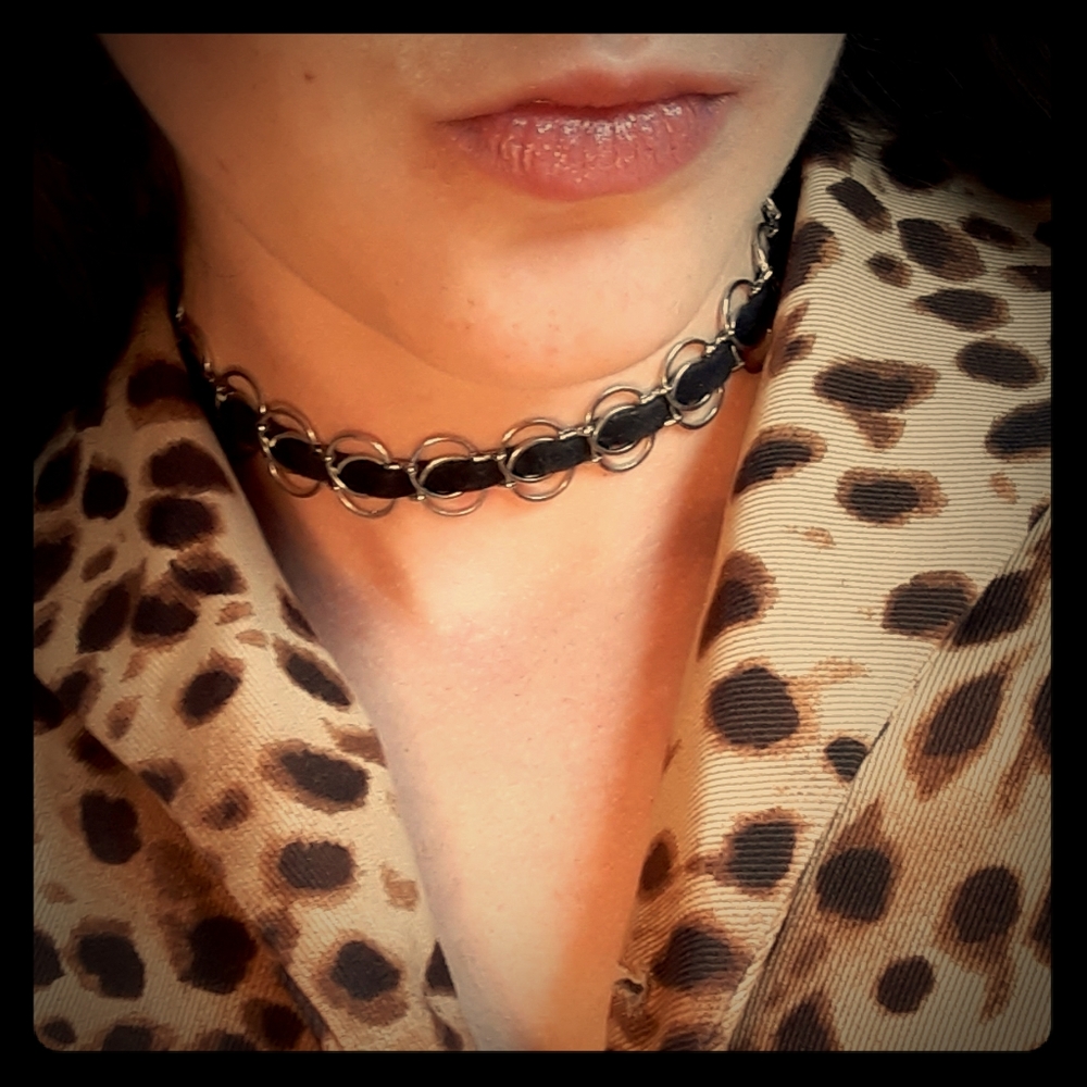 90s Punk Babe Choker with Circle Links